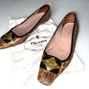 Vintage Prada snakeskin leather and gold medallion  flats sz 39
